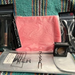 Mac Bundle- All  (6) items are BNIB